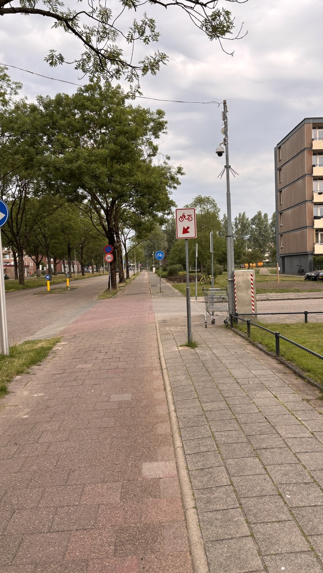Bewakingscamera langs een straat in Amersfoort